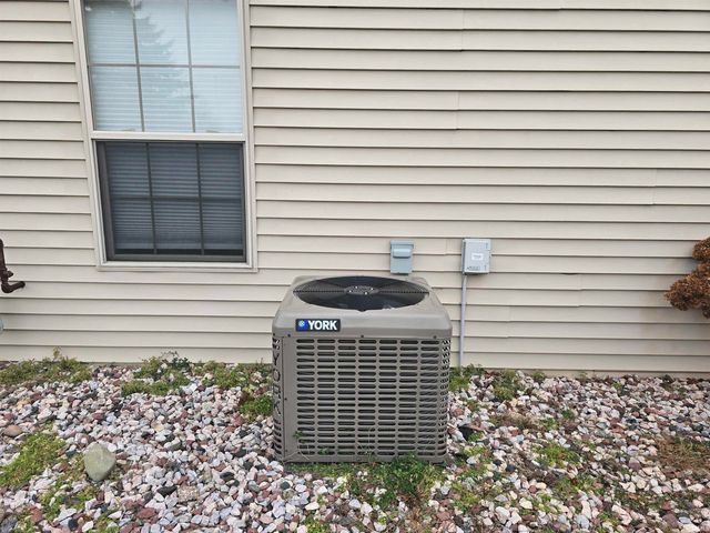 40 Lane 101 Harbour Cove, Fremont, IN 46737