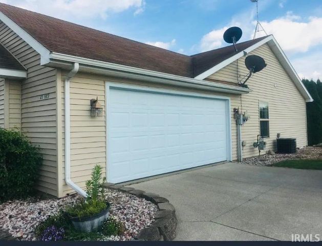 40 Lane 101 Harbour Cove, Fremont, IN 46737