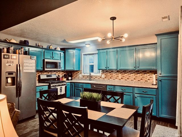 40 Lane 101 Harbour Cove, Fremont, IN 46737