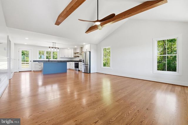 1548 JAMES CITY, Reva, VA 22735
