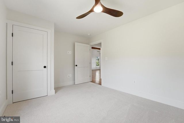 1548 JAMES CITY, Reva, VA 22735