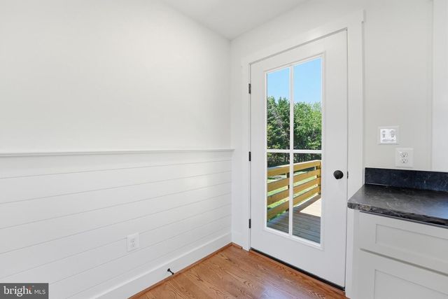 1548 JAMES CITY, Reva, VA 22735
