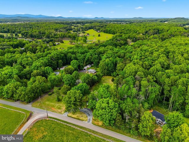 1548 JAMES CITY, Reva, VA 22735