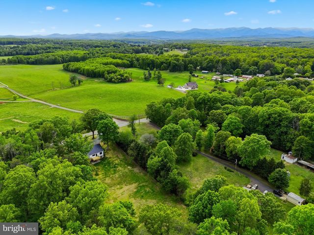 1548 JAMES CITY, Reva, VA 22735