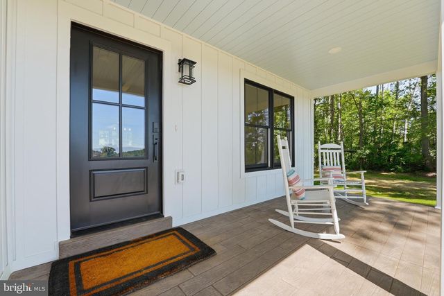 1548 JAMES CITY, Reva, VA 22735