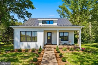 1548 JAMES CITY, Reva, VA 22735