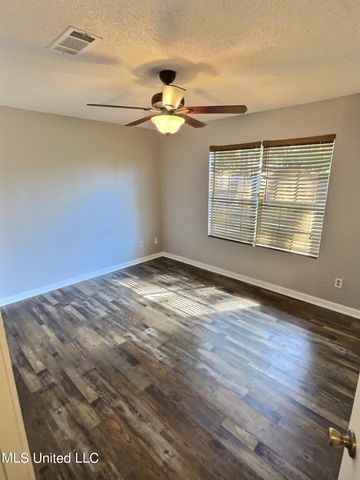 5408 Old Fort Bayou Road, Ocean Springs, MS 39564