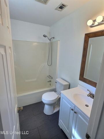 5408 Old Fort Bayou Road, Ocean Springs, MS 39564