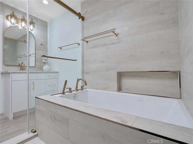 2222 S Mesa 14, San Pedro, CA 90731