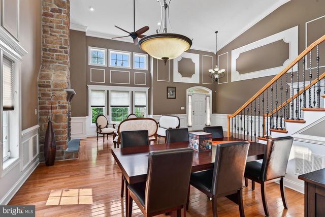 121 PINETOWN ROAD, Norristown, PA 19403