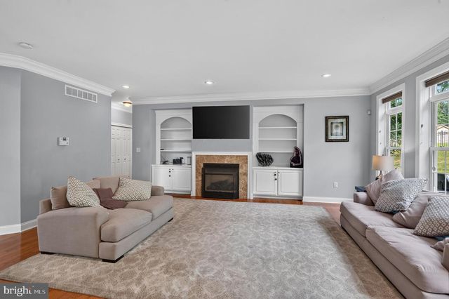 121 PINETOWN ROAD, Norristown, PA 19403