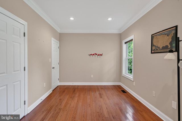 121 PINETOWN ROAD, Norristown, PA 19403