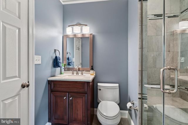 121 PINETOWN ROAD, Norristown, PA 19403