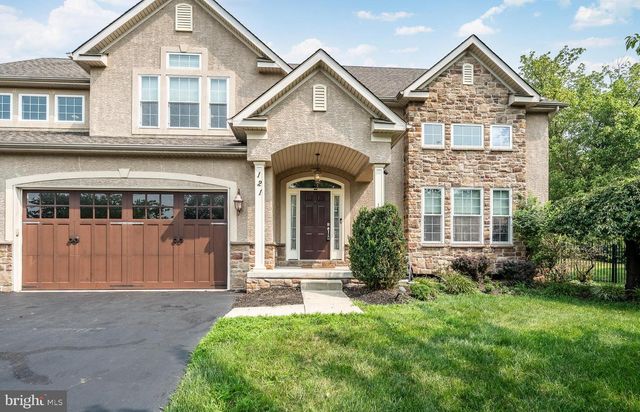 121 PINETOWN ROAD, Norristown, PA 19403