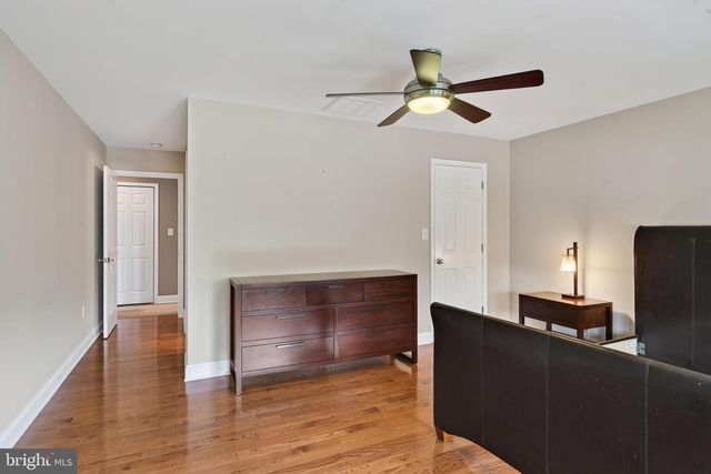 121 PINETOWN ROAD, Norristown, PA 19403