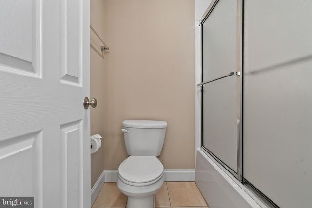 121 PINETOWN ROAD, Norristown, PA 19403