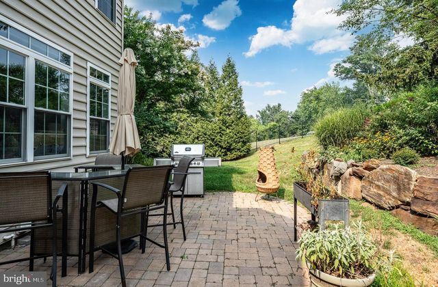 121 PINETOWN ROAD, Norristown, PA 19403