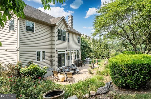 121 PINETOWN ROAD, Norristown, PA 19403
