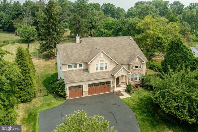 121 PINETOWN ROAD, Norristown, PA 19403