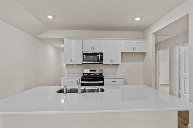 204 RAYMONDVILLE PATH, San Marcos, TX 78666