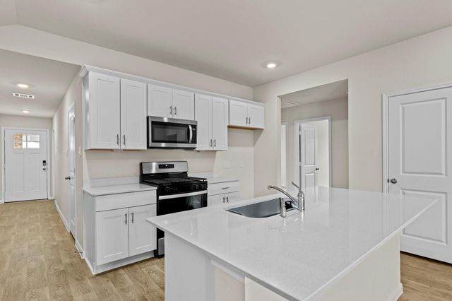 204 RAYMONDVILLE PATH, San Marcos, TX 78666