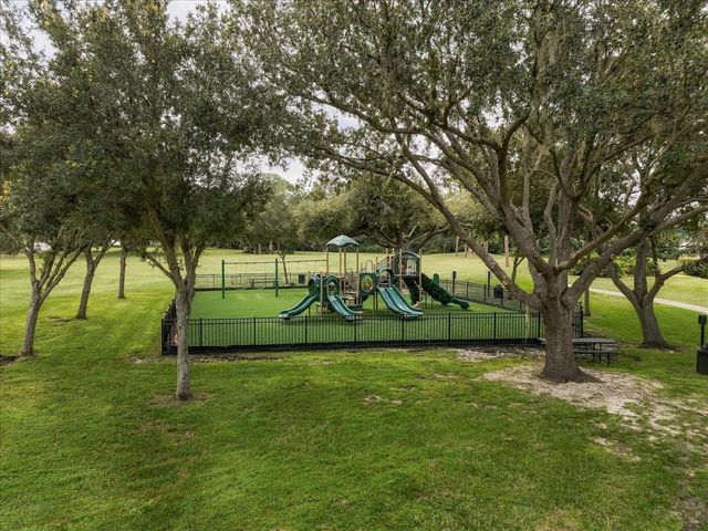 2929 FOREST HAMMOCK DRIVE, Plant City, FL 33566