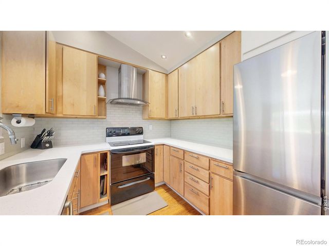 2725 Garden Drive, Fort Collins, CO 80526