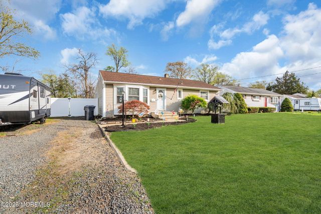287 Sky Manor Boulevard, Brick, NJ 08723