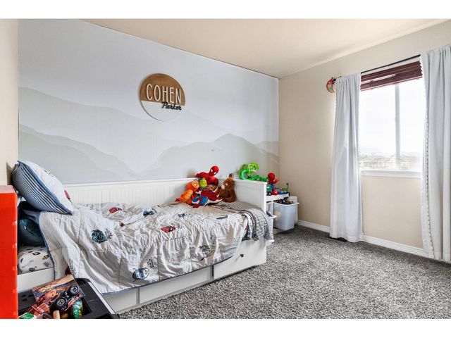 623 Vermilion Peak Dr, Windsor, CO 80550