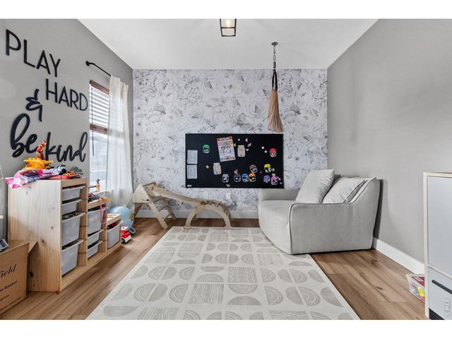 623 Vermilion Peak Dr, Windsor, CO 80550