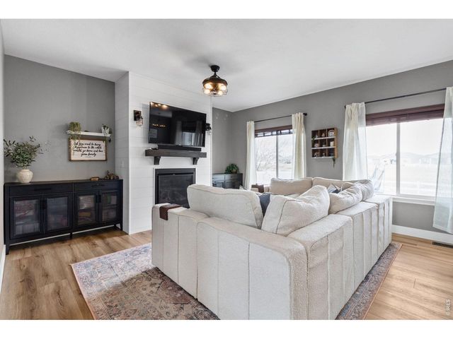 623 Vermilion Peak Dr, Windsor, CO 80550