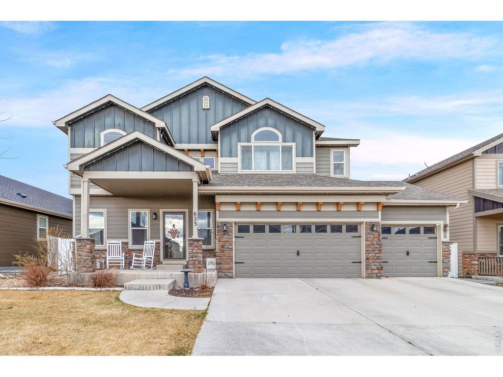 623 Vermilion Peak Dr, Windsor, CO 80550