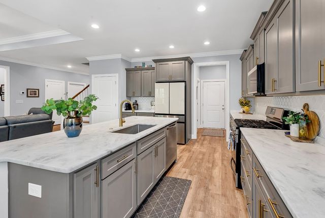258 Rivers Edge Dr., Conway, SC 29526