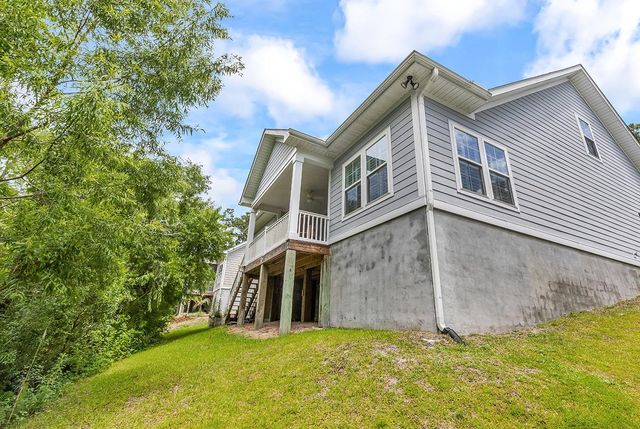 258 Rivers Edge Dr., Conway, SC 29526