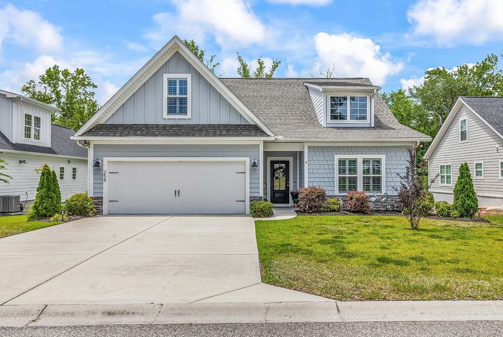 258 Rivers Edge Dr., Conway, SC 29526