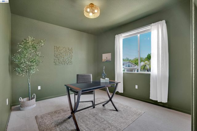 8012 Westport Cir, Discovery Bay, CA 94505