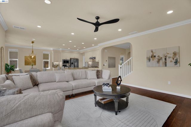 8012 Westport Cir, Discovery Bay, CA 94505