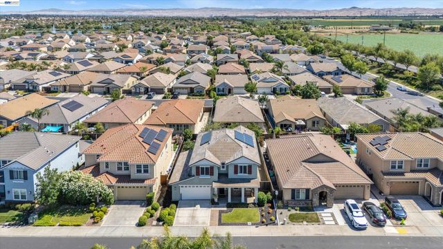 8012 Westport Cir, Discovery Bay, CA 94505
