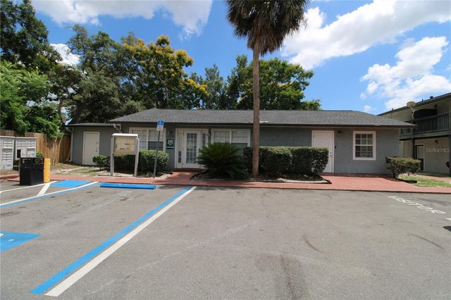 201 POINSETTIA PINE COURT 202, Tampa, FL 33612