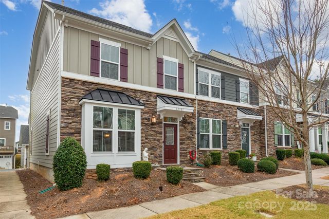12705 Glowing Peak Road, Huntersville, NC 28078