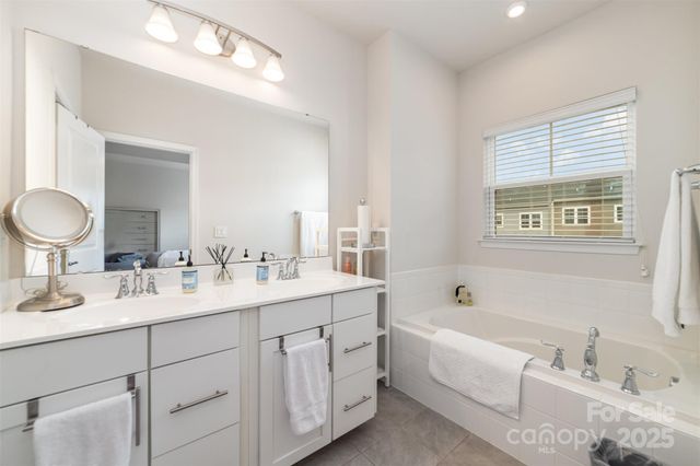 12705 Glowing Peak Road, Huntersville, NC 28078