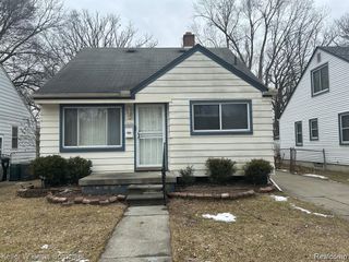 18458 Lennane, Redford, MI 48240