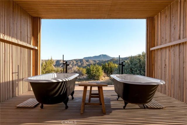 48575 W Paradise, Morongo Valley, CA 92256