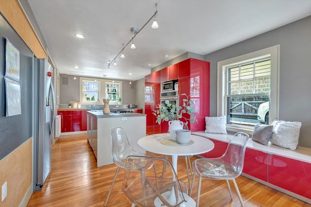 88 School Street, Arlington, MA 02476