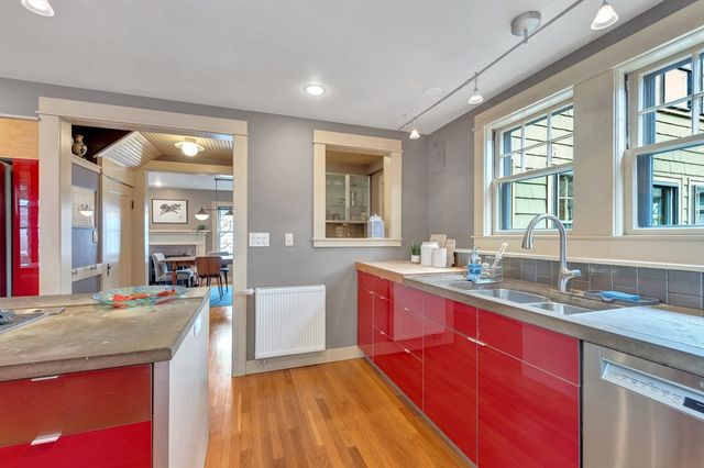 88 School Street, Arlington, MA 02476