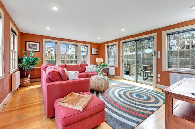 88 School Street, Arlington, MA 02476