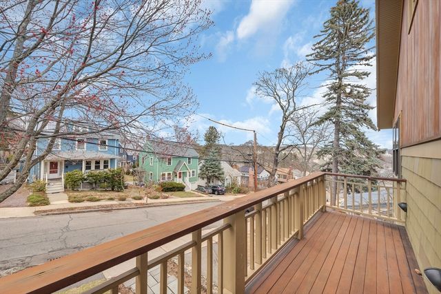 88 School Street, Arlington, MA 02476