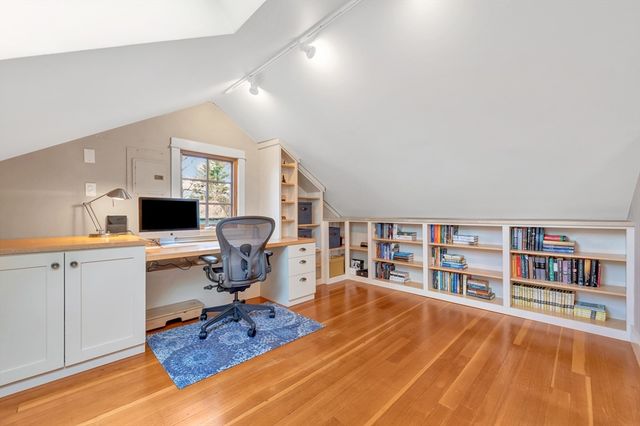 88 School Street, Arlington, MA 02476