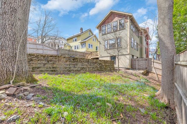 88 School Street, Arlington, MA 02476