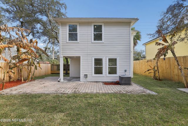 1022 PENMAN Road, Jacksonville Beach, FL 32250